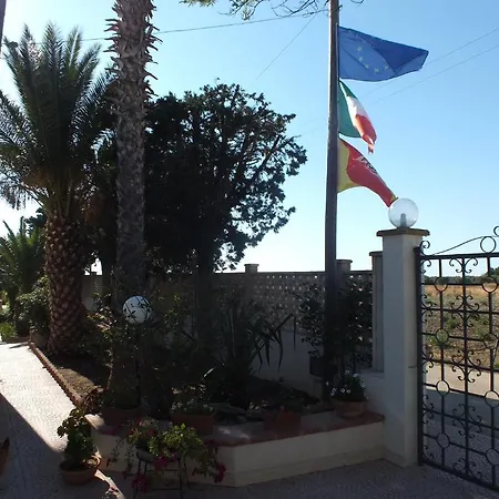 Bed and Breakfast Giacri 2*